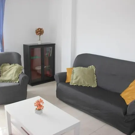Apartamento En Con Vistas A La Ria. *